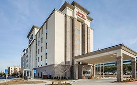 Hampton Inn & Suites Dallas-Central Expy/North Park Area